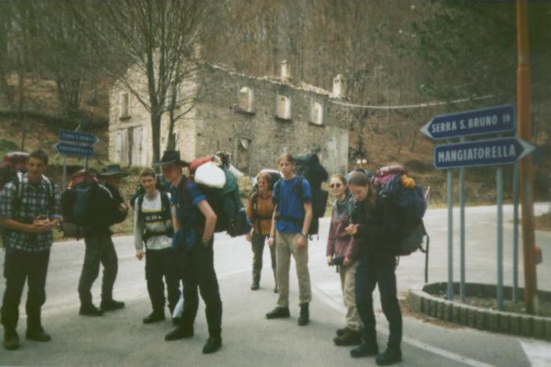 Start zur ersten Trekking-Tour von Ferdinandea nach Stilo