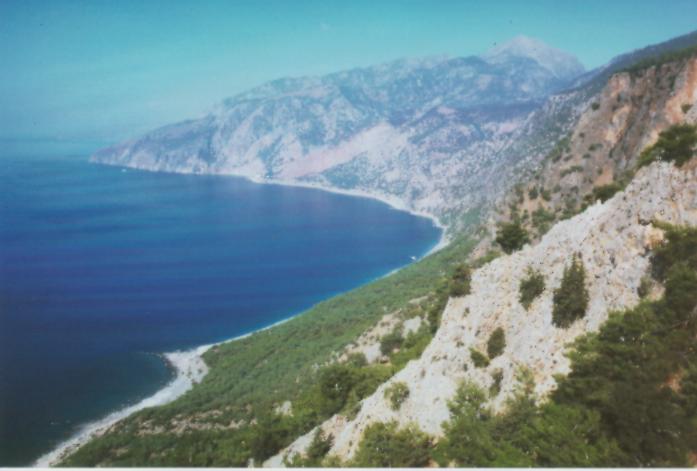 Rckblick auf die Kste von Agia Roumeli und die Kapelle Agios Pavlos