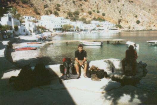 Mittagspause im Touristenort Loutro