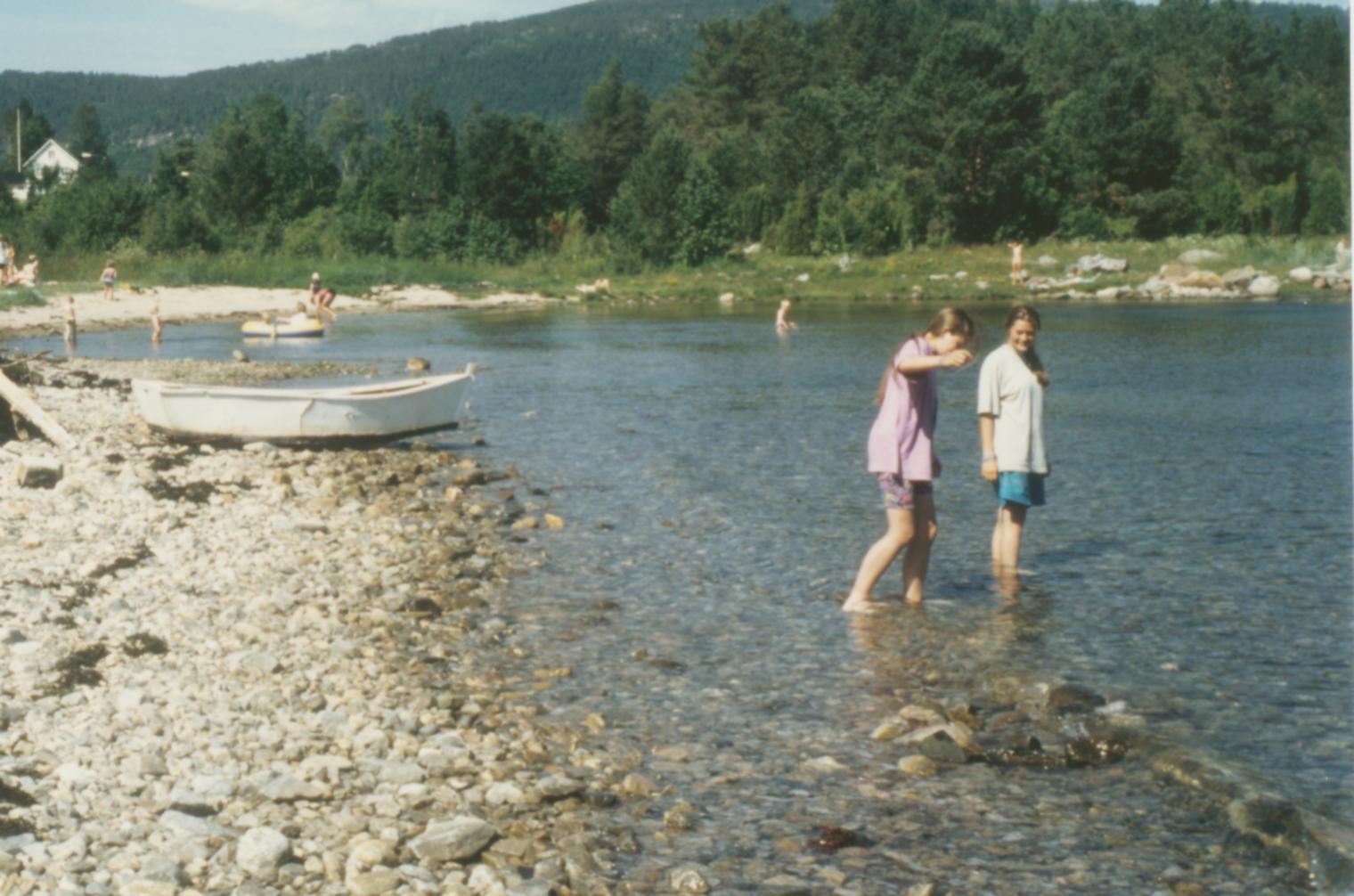 Na also, heute trauen sich auch unsere Damen ins Wasser