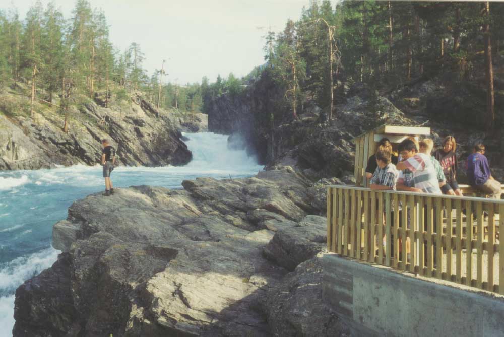 Am Pollfossen zwischen Lom und Grotli