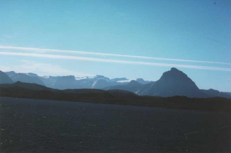 Vorbei am Svartisen-Gletschergebiet