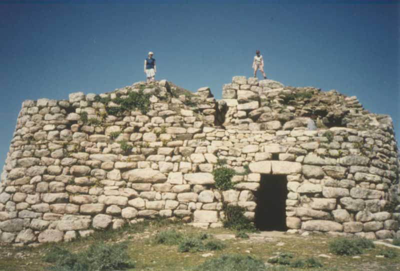 Die erste Nuraghe ist die Schnste!