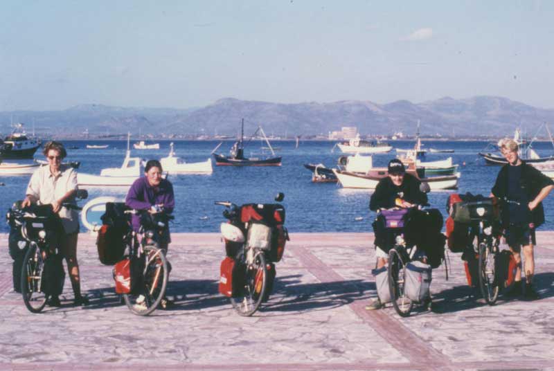 Am Hafen von San Antioco