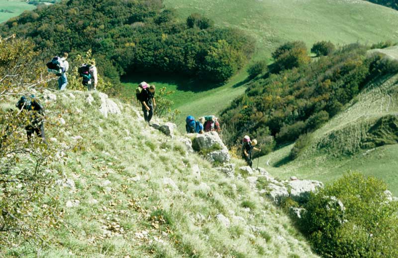 Steilabstieg hinunter zum PassoChiramonte